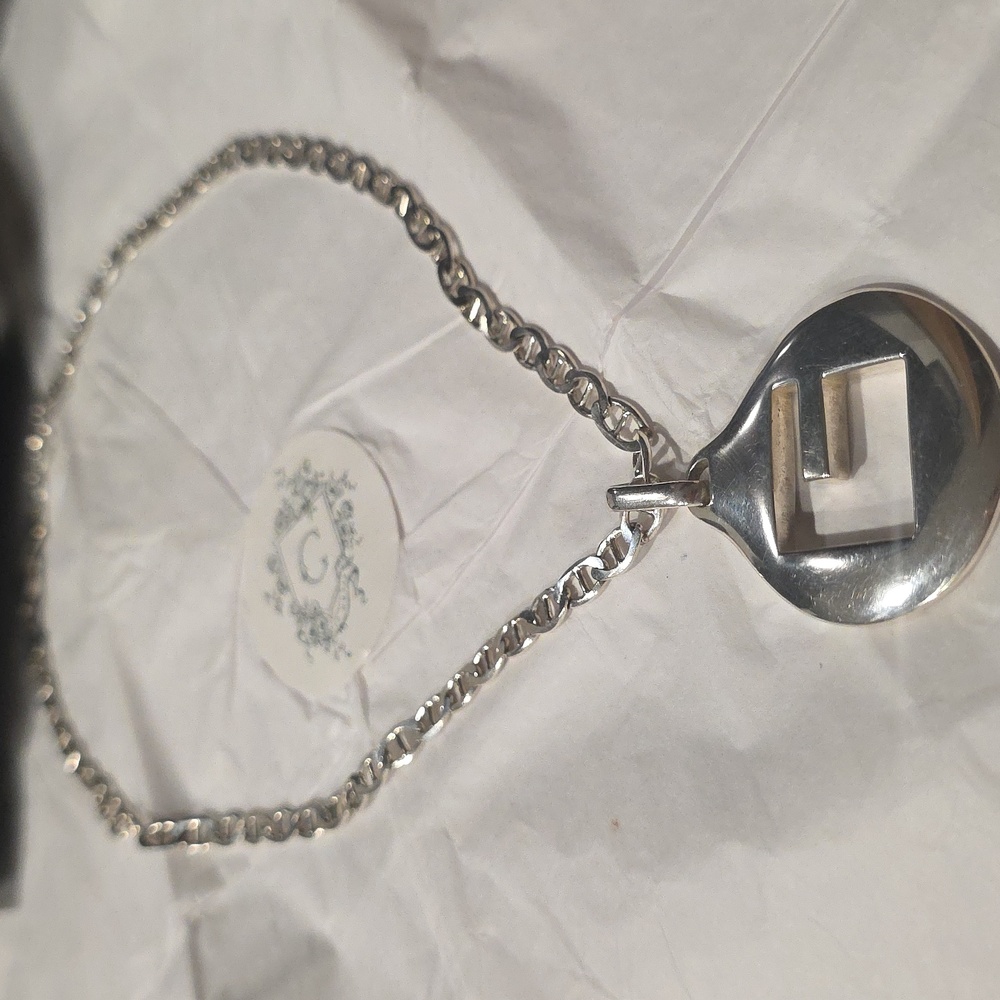 Gucci Sterling Silver Square G Motif Pendant Necklace - Picture 14 of 16